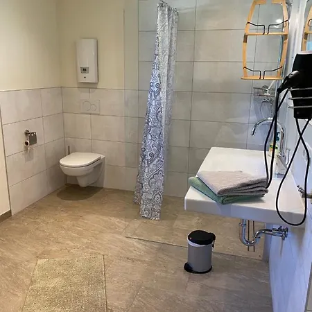 Ute Apartment